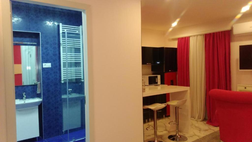 Hotel Lilo Near Airport Tbilisi ภายนอก รูปภาพ