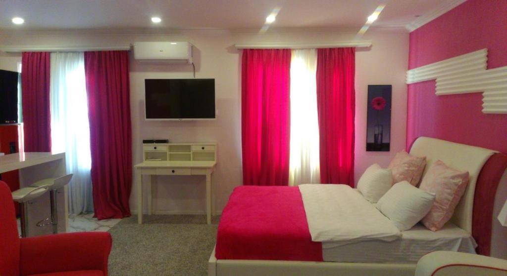 Hotel Lilo Near Airport Tbilisi ภายนอก รูปภาพ